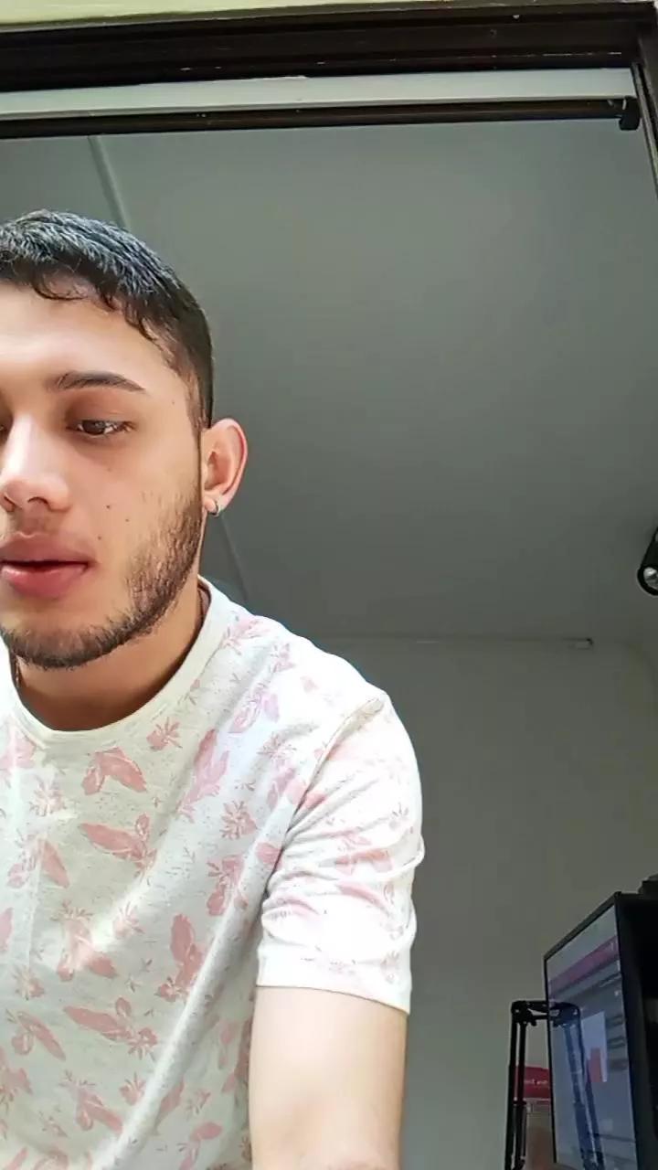 Billyytomy from Cam4