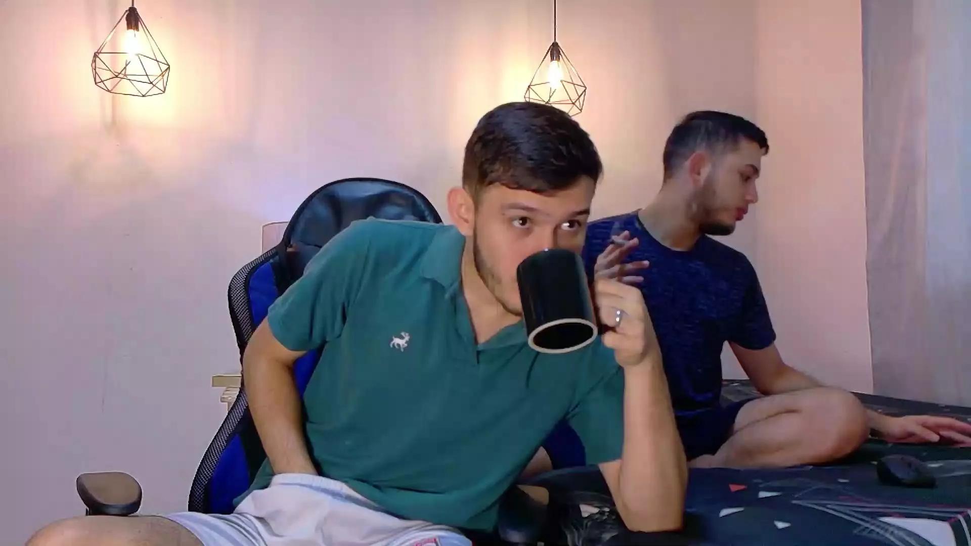 Billyytomy from Cam4