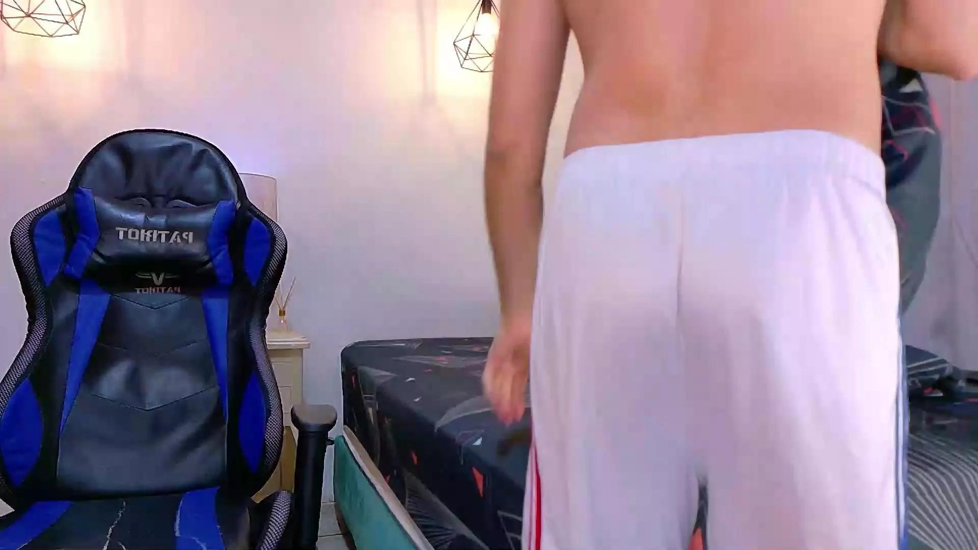 Billyytomy from Cam4