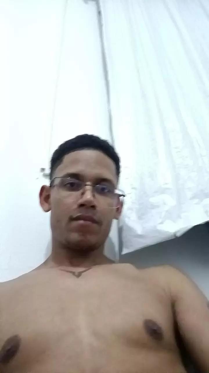 Black_Man21cm webcams show profile image 