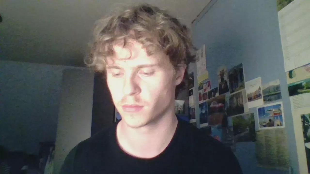 Blondyguyyy webcams show profile image 