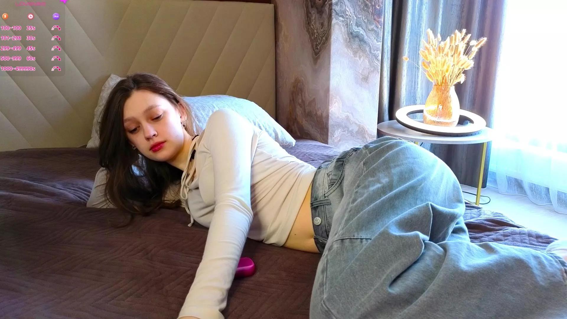 BonnieDuell from Cam4