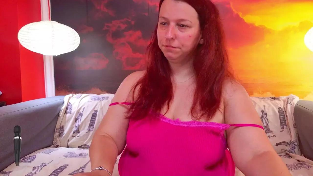 BoobyIANA from Cam4