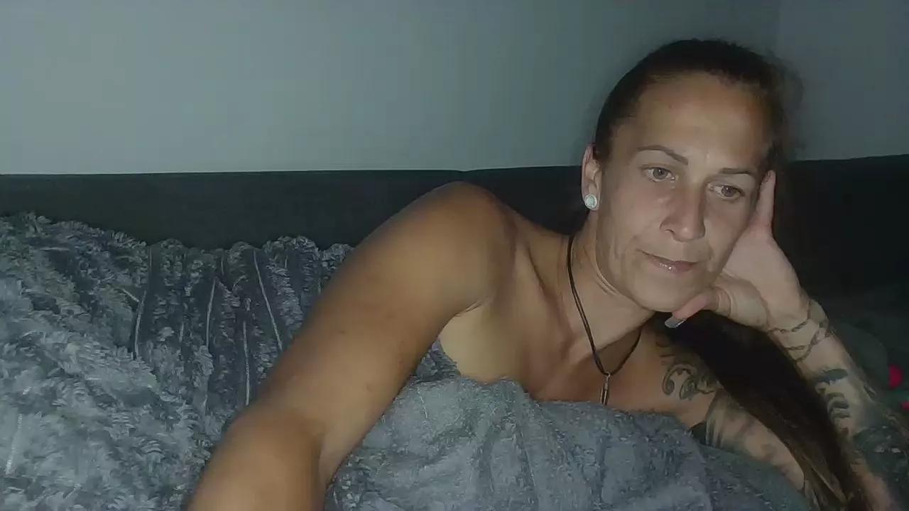 Bosslady1984 from Cam4