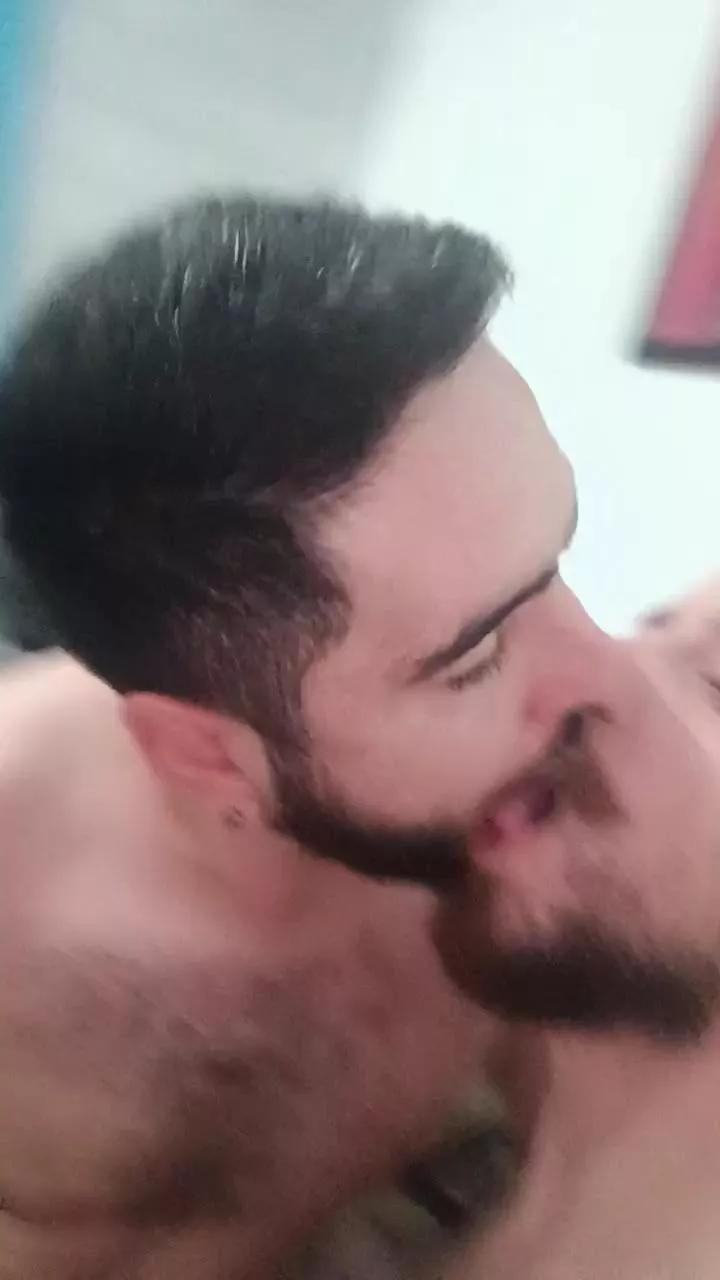 BRhugedick webcams show profile image 