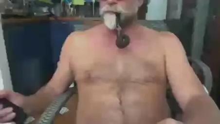 bttm4older1 from Cam4