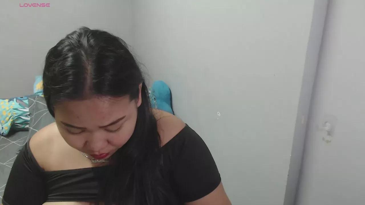 BubbleButtPinay from Cam4