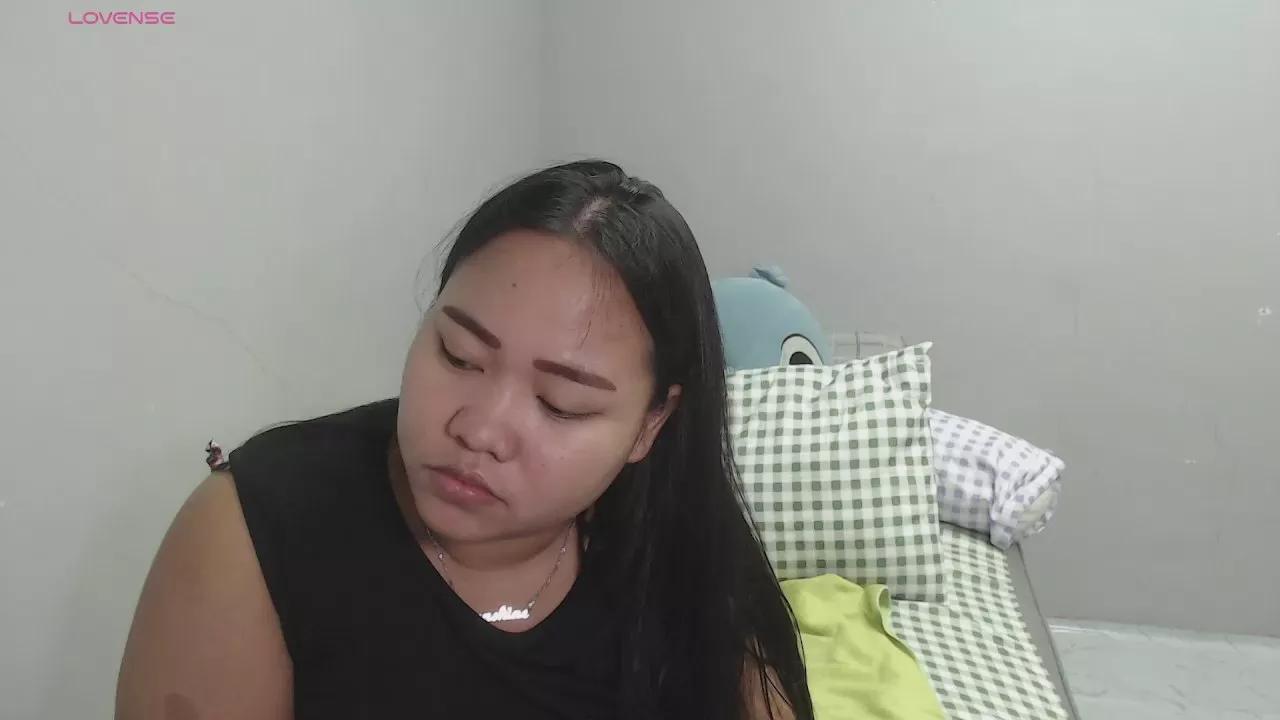 BubbleButtPinay from Cam4