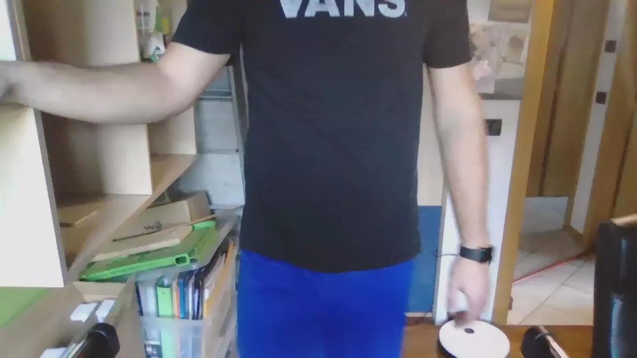 Bullboy998 webcams show profile image 