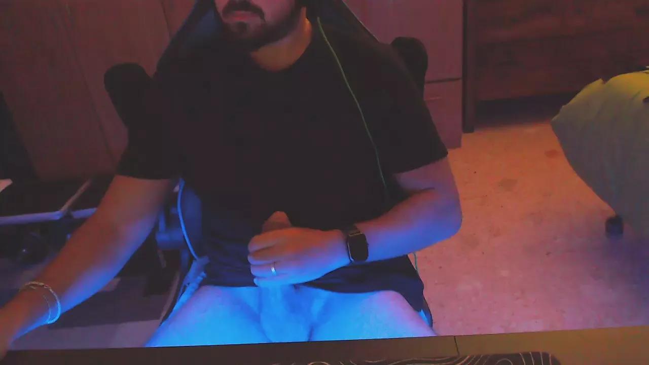 Bunny___Boyyy from Cam4