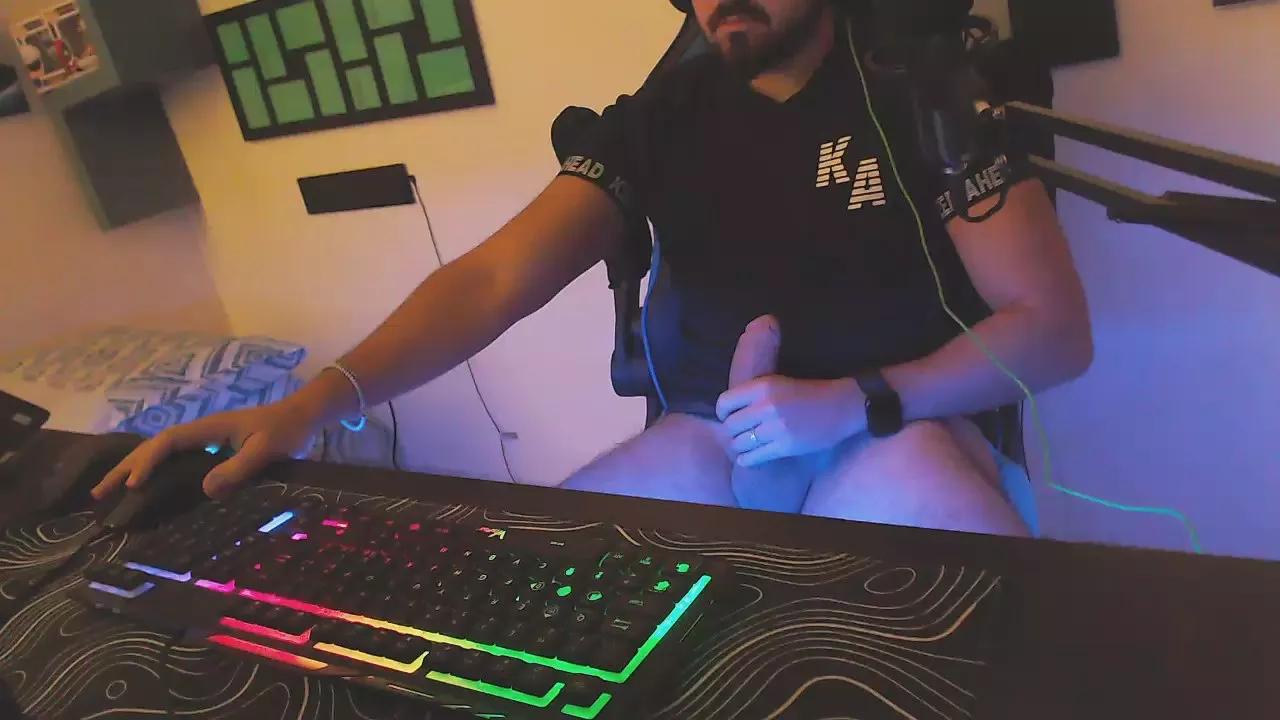 Bunny___Boyyy from Cam4