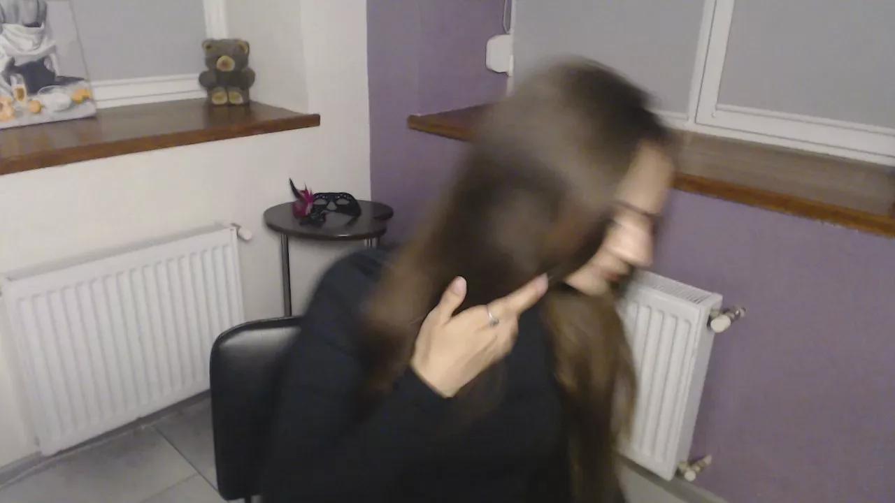 Caramel_bunny from Cam4