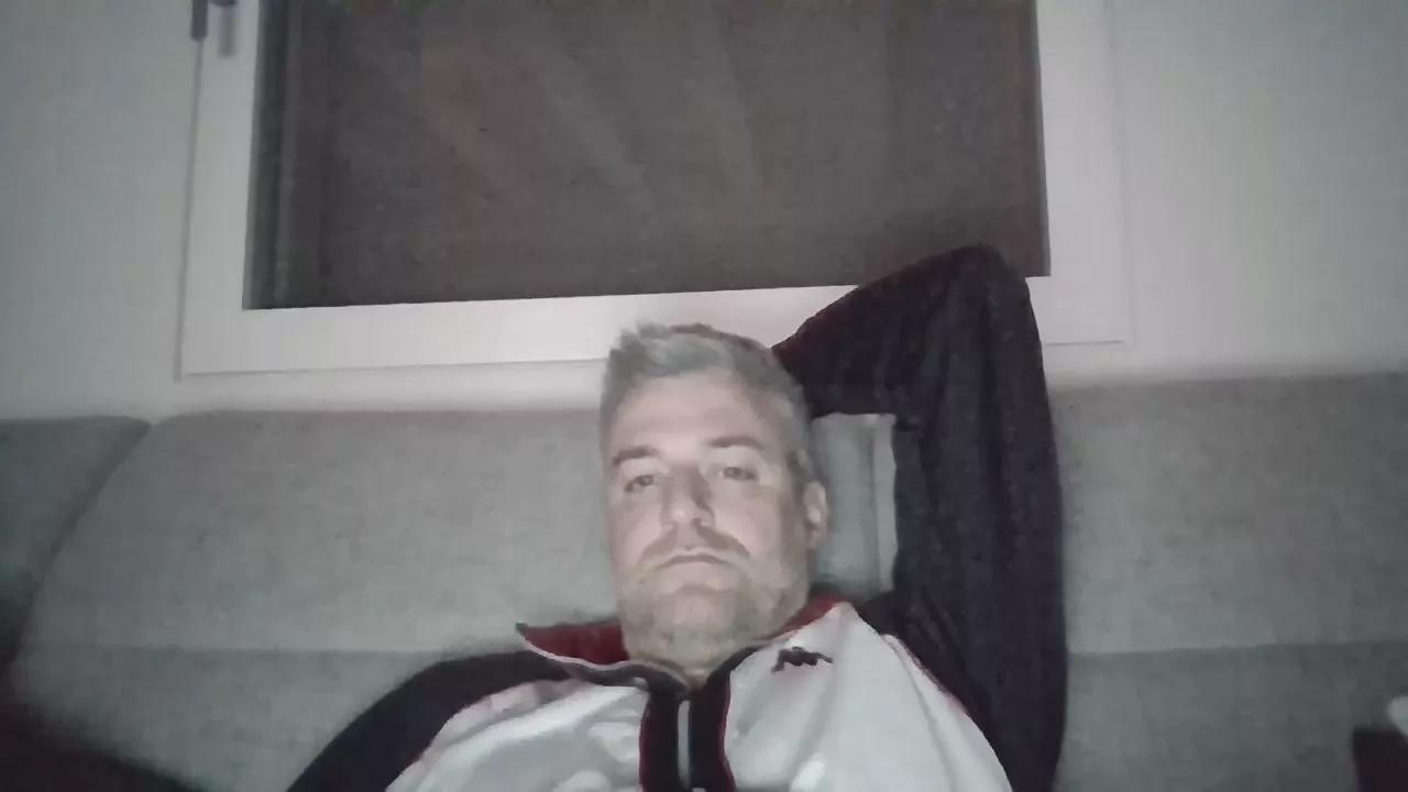 cavaliere1987 from Cam4
