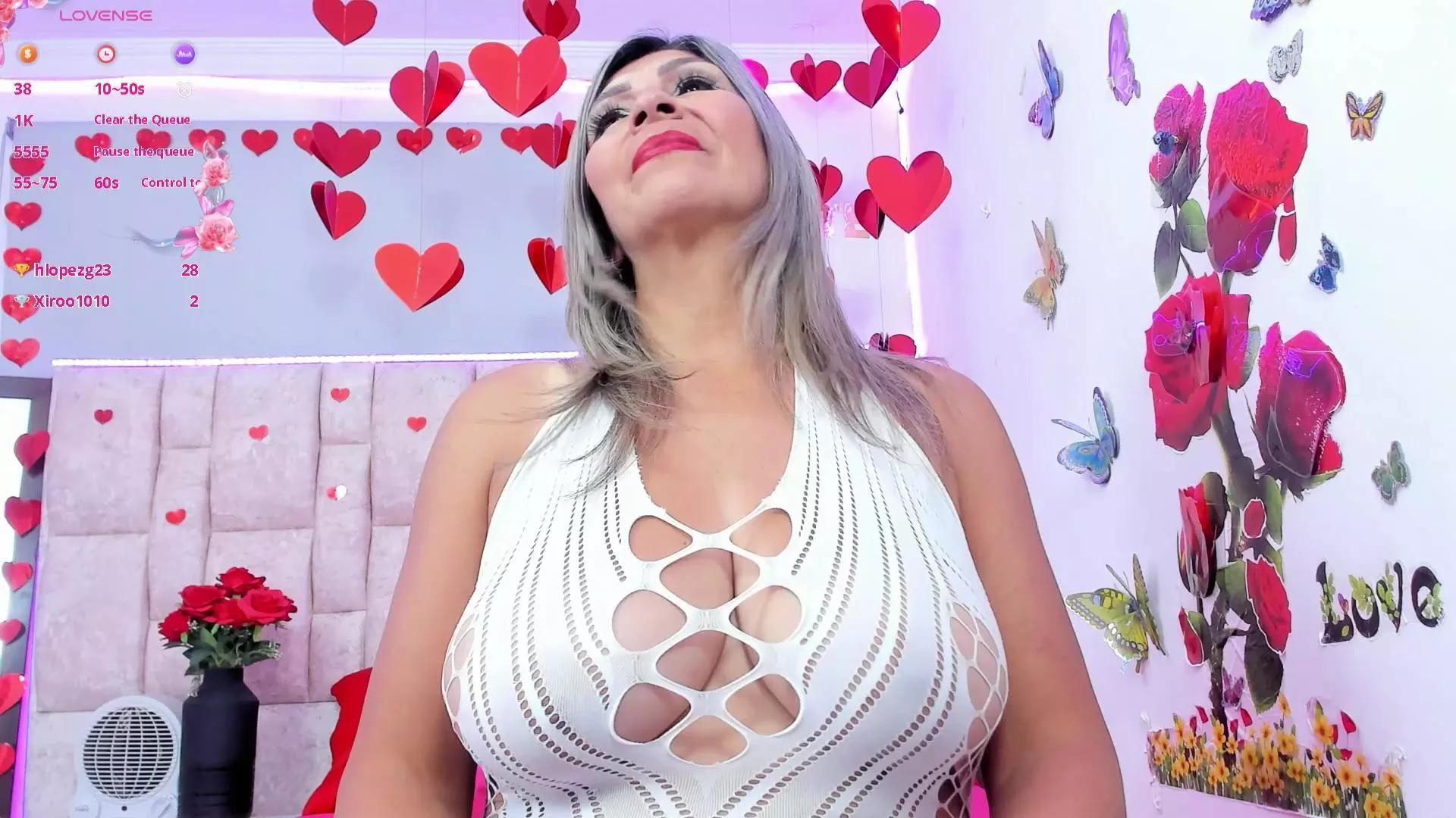 Celeste_Lincon from Cam4