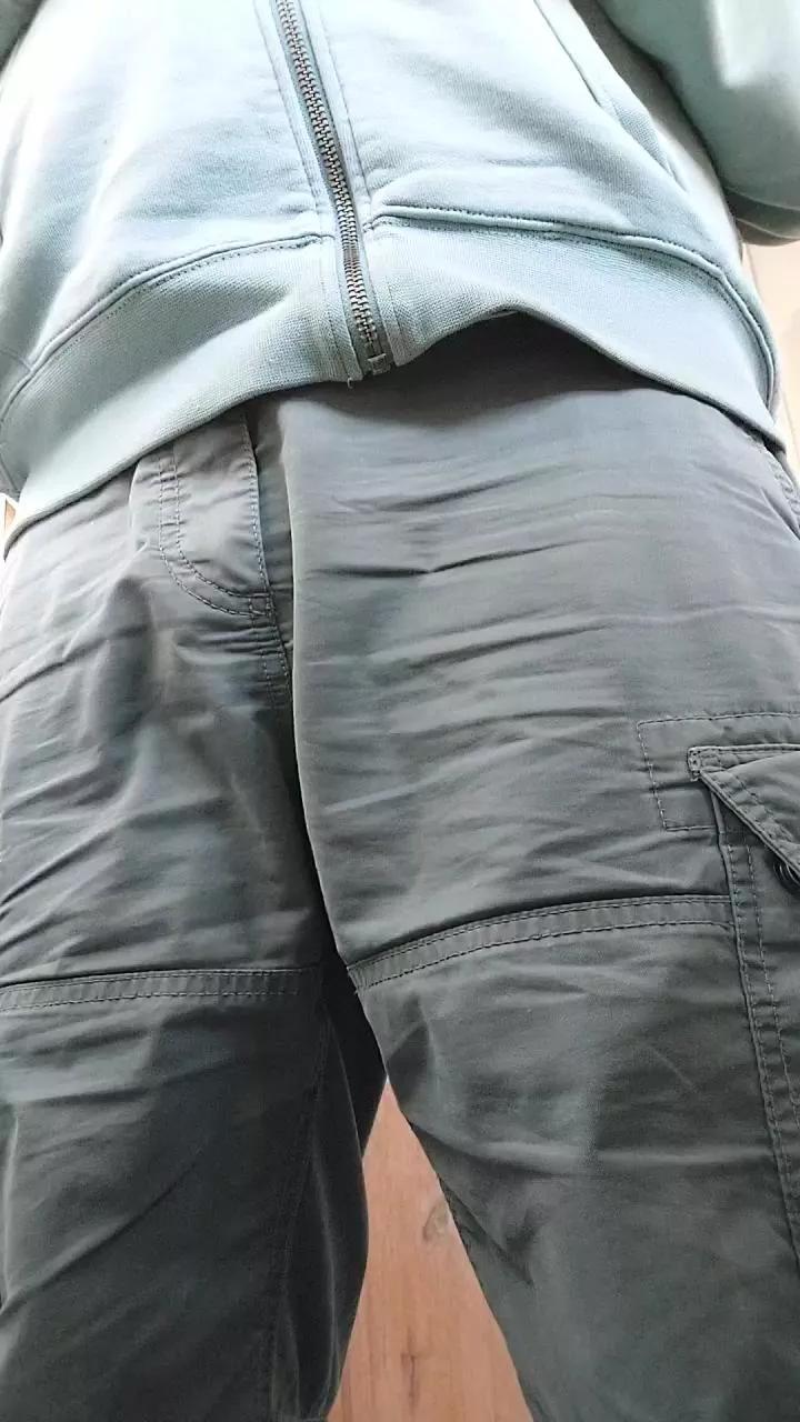 cheekeygeeza61 from Cam4