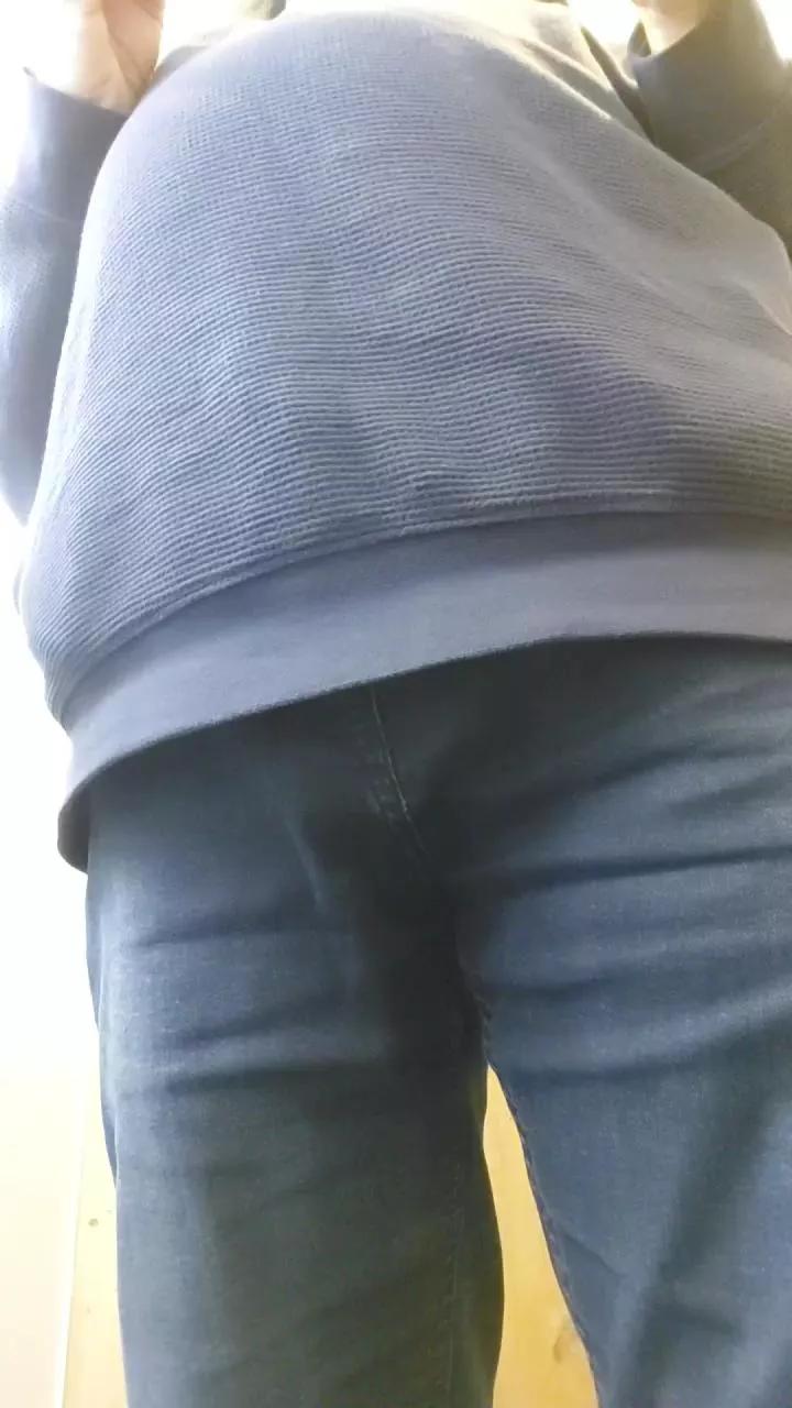 Cheekeygeeza61 webcams show profile image 