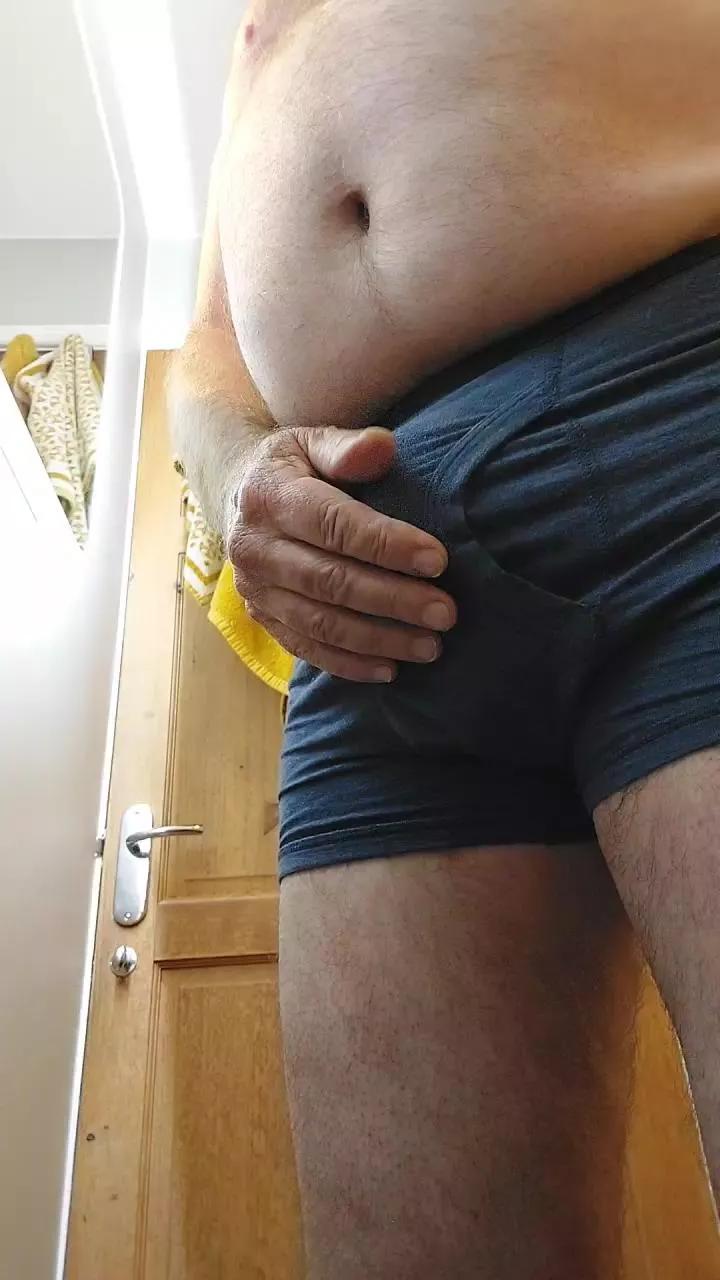 cheekeygeeza61 from Cam4