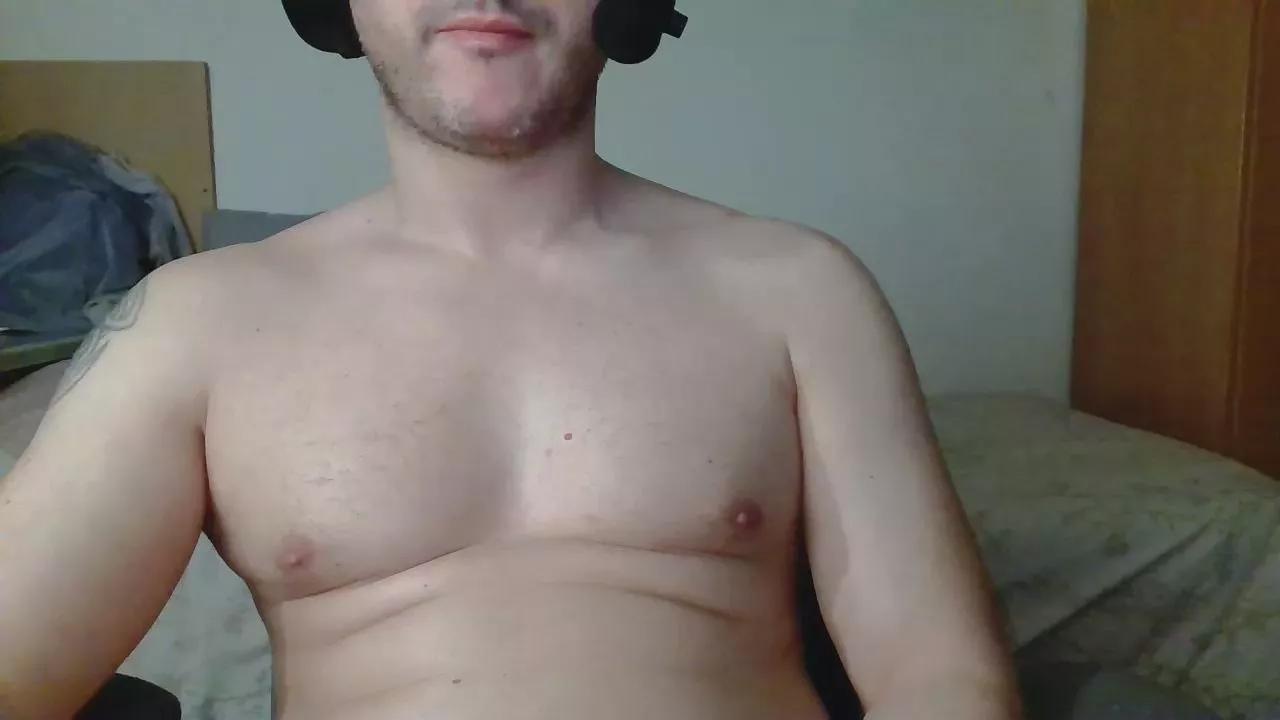 chicocan_87 from Cam4