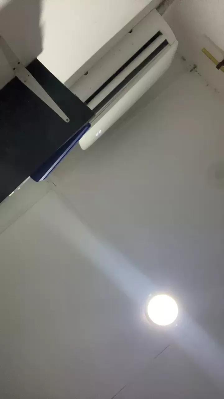 Chris_fendi webcams show profile image 