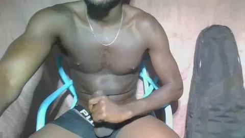 Coffeeblack23cm webcams show profile image 