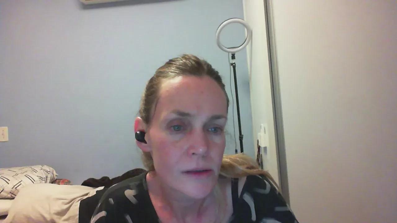 CrazyAnny1 webcams show profile image 