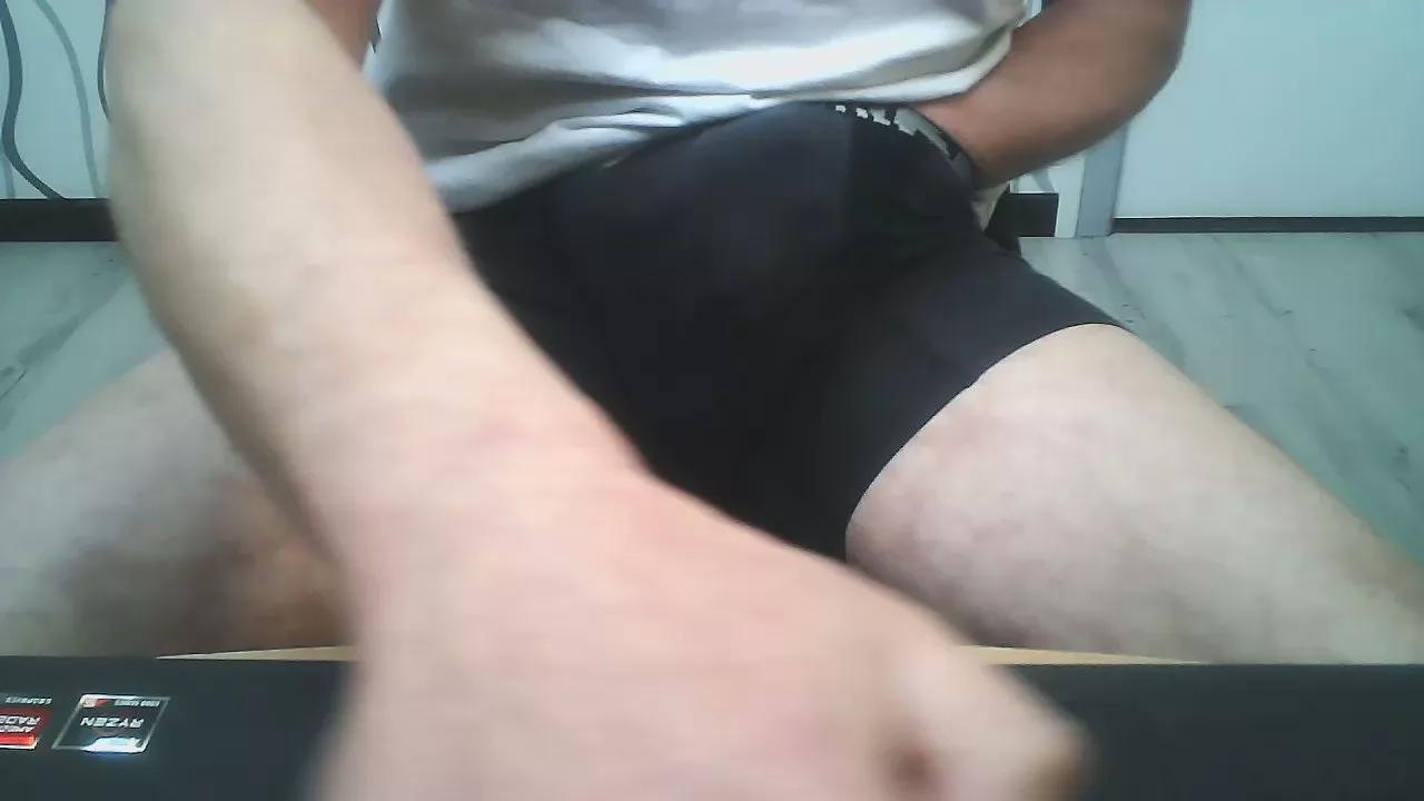 cricri502 from Cam4