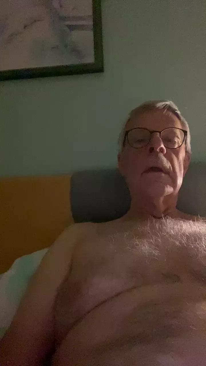 Cumboy63 webcams show profile image 