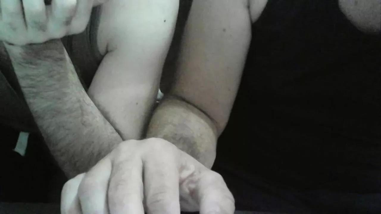 CuriousFriends1 webcams show profile image 