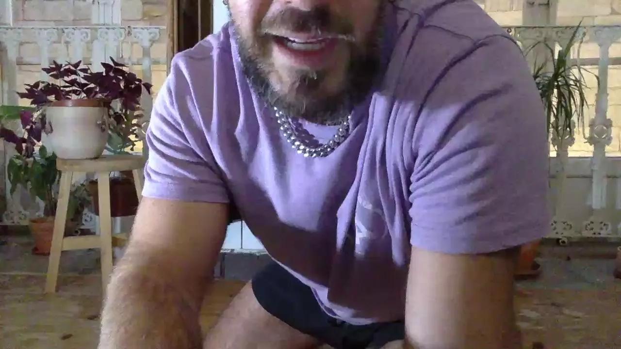 Dark_br2 webcams show profile image 