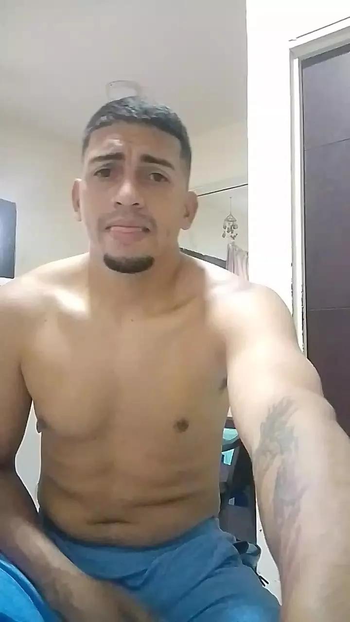 Deresullivan from Cam4