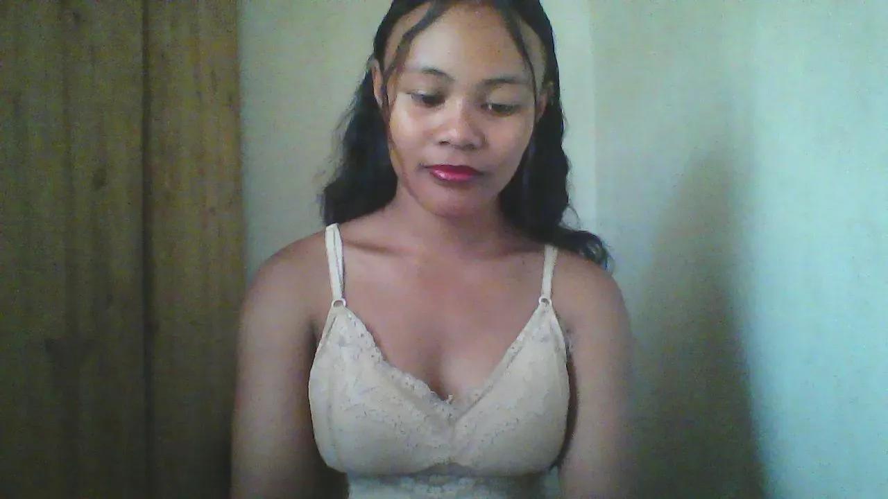 Dillianah2625 from Cam4