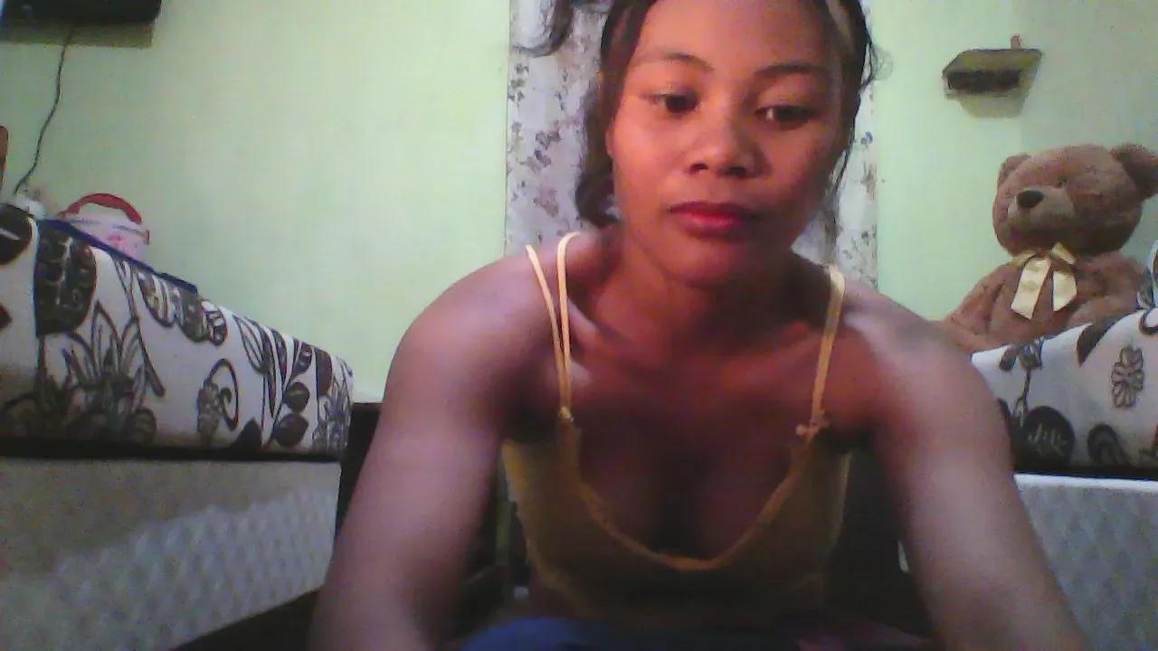 Dillianah2625 from Cam4