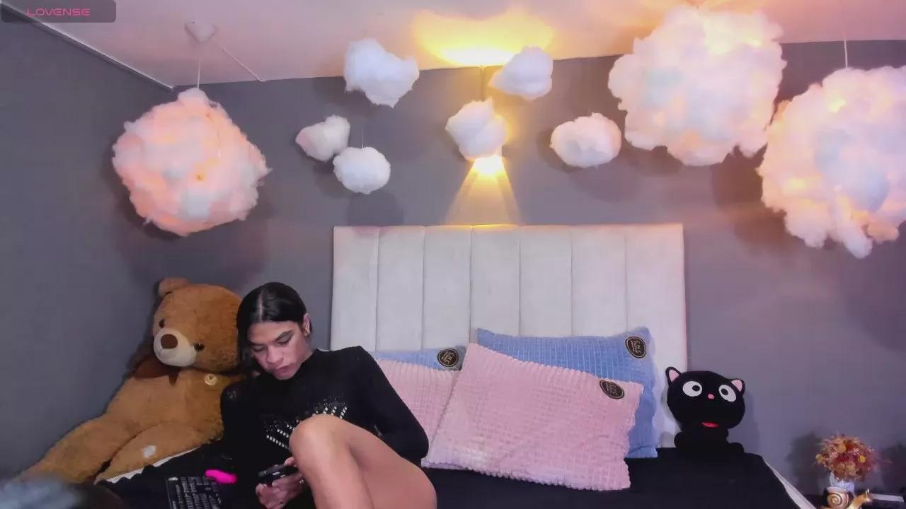 Divinebrown_ from Cam4