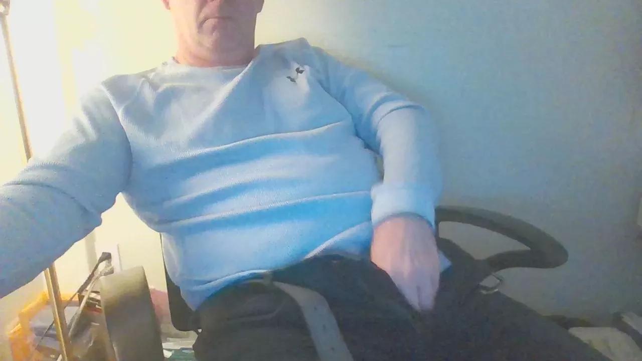 Dizzyheat from Cam4