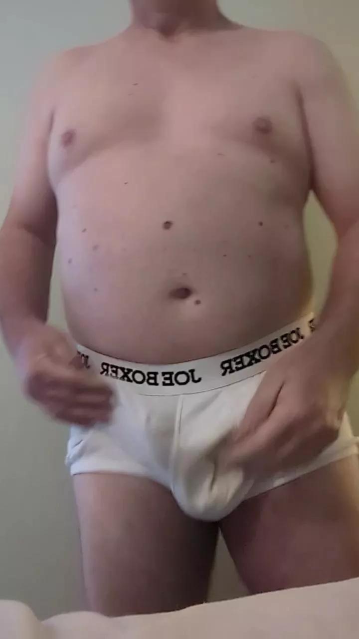 Dizzyheat from Cam4