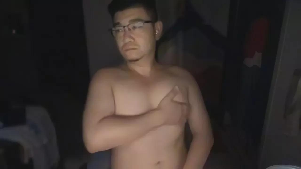 doggoshowy from Cam4