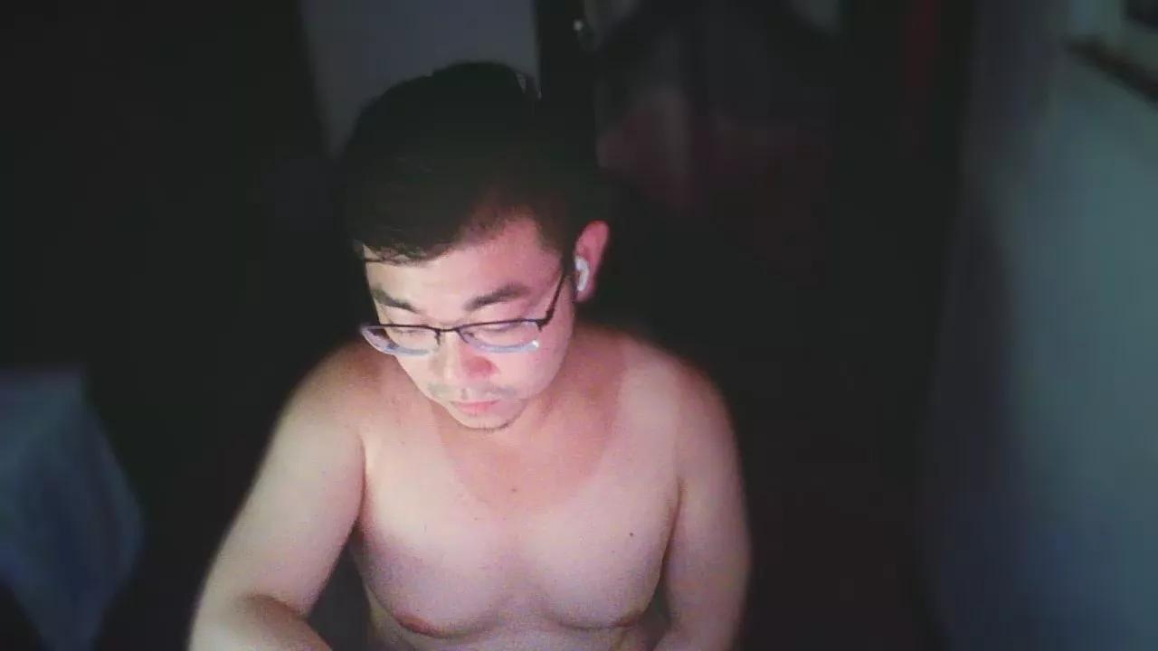 doggoshowy from Cam4