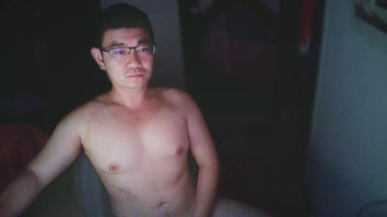 doggoshowy from Cam4