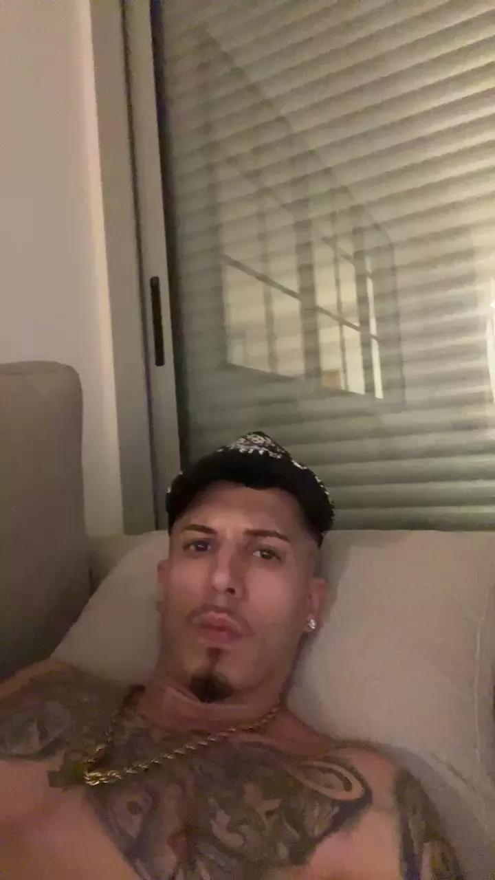 Dolarboy webcams show profile image 