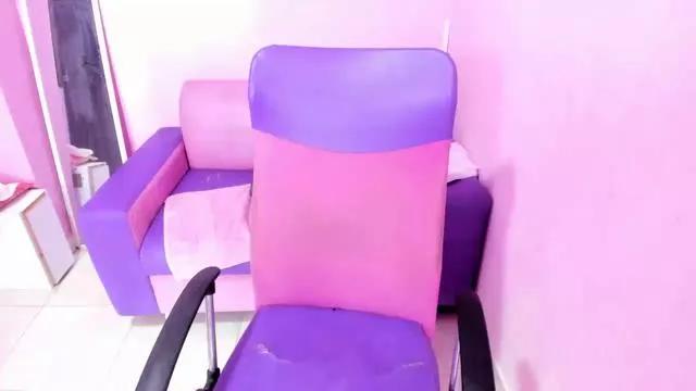 dolly_squirt from Cam4