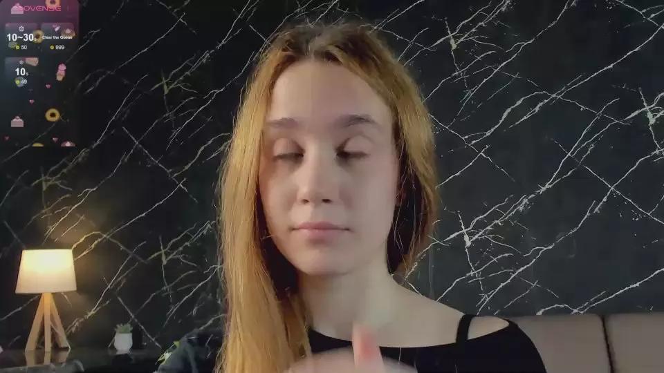 DollyGearing from Cam4