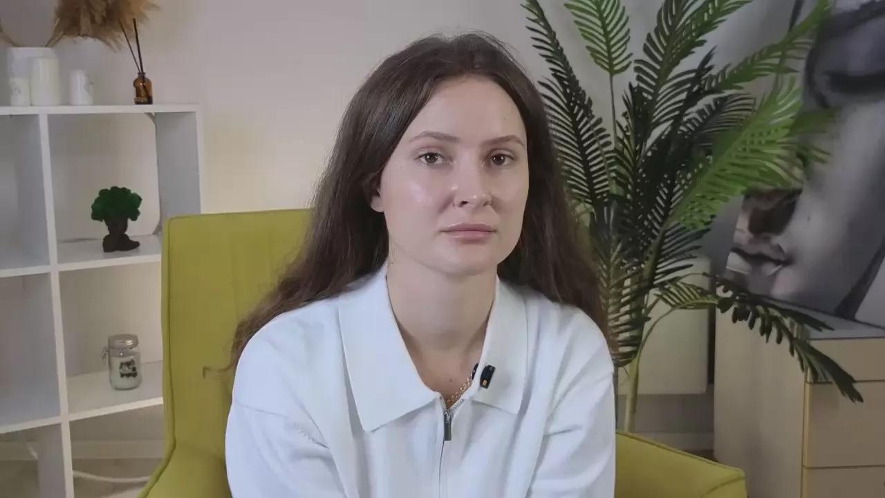 DonettaRollans on Cam4