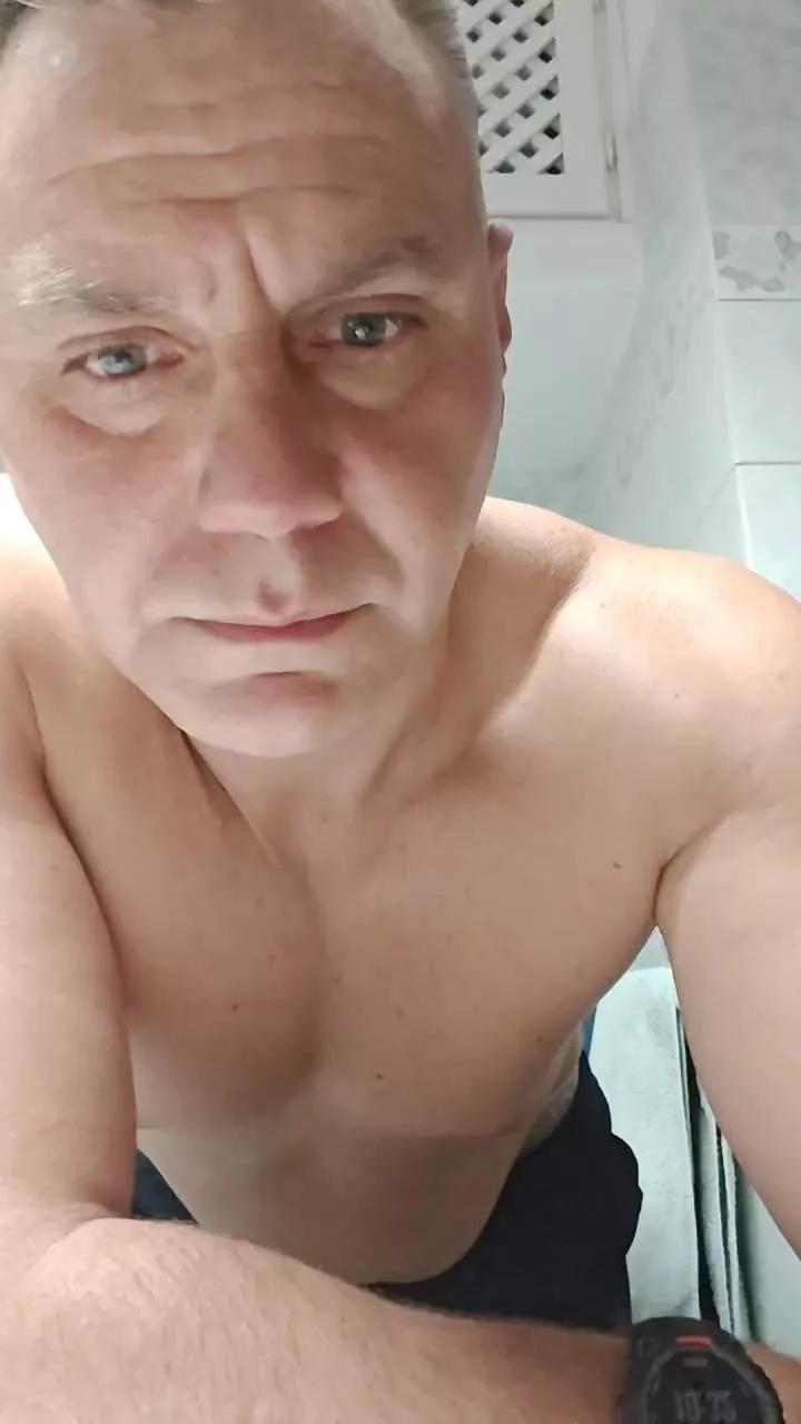 Donis20 webcams show profile image 