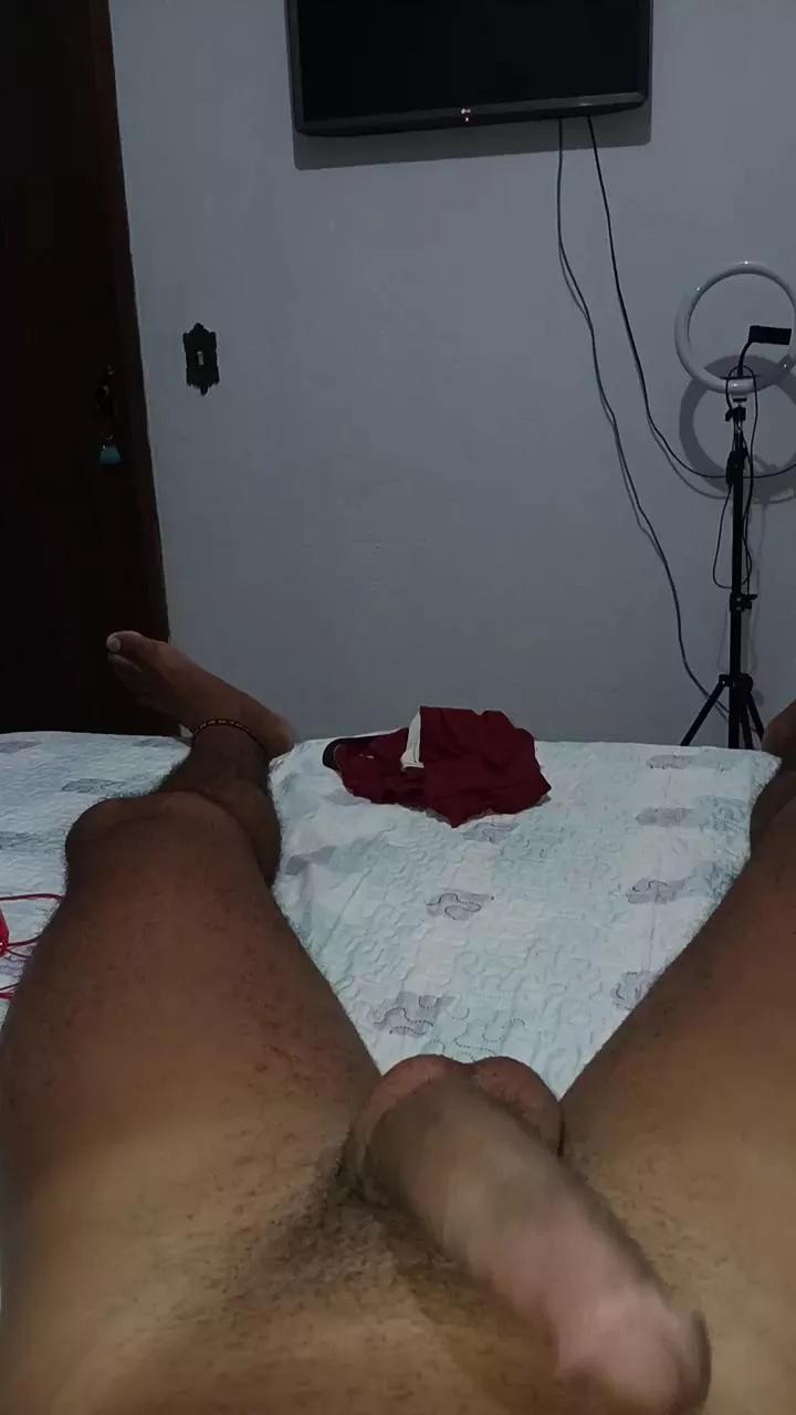 Dotsaf92 webcams show profile image 