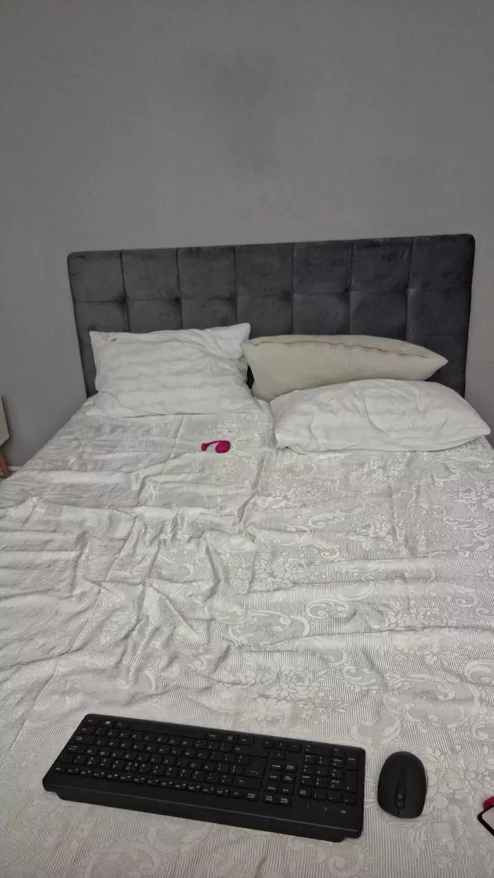 Ella_sweety from Cam4