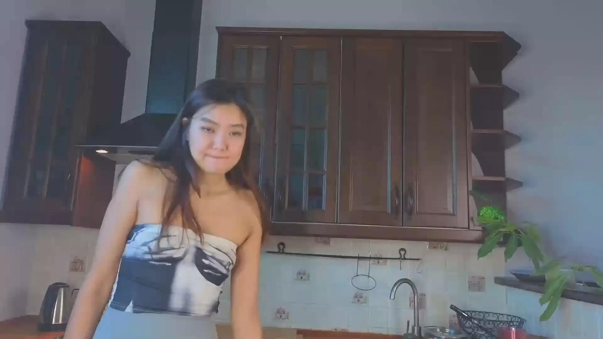 ElletteBenny on Cam4