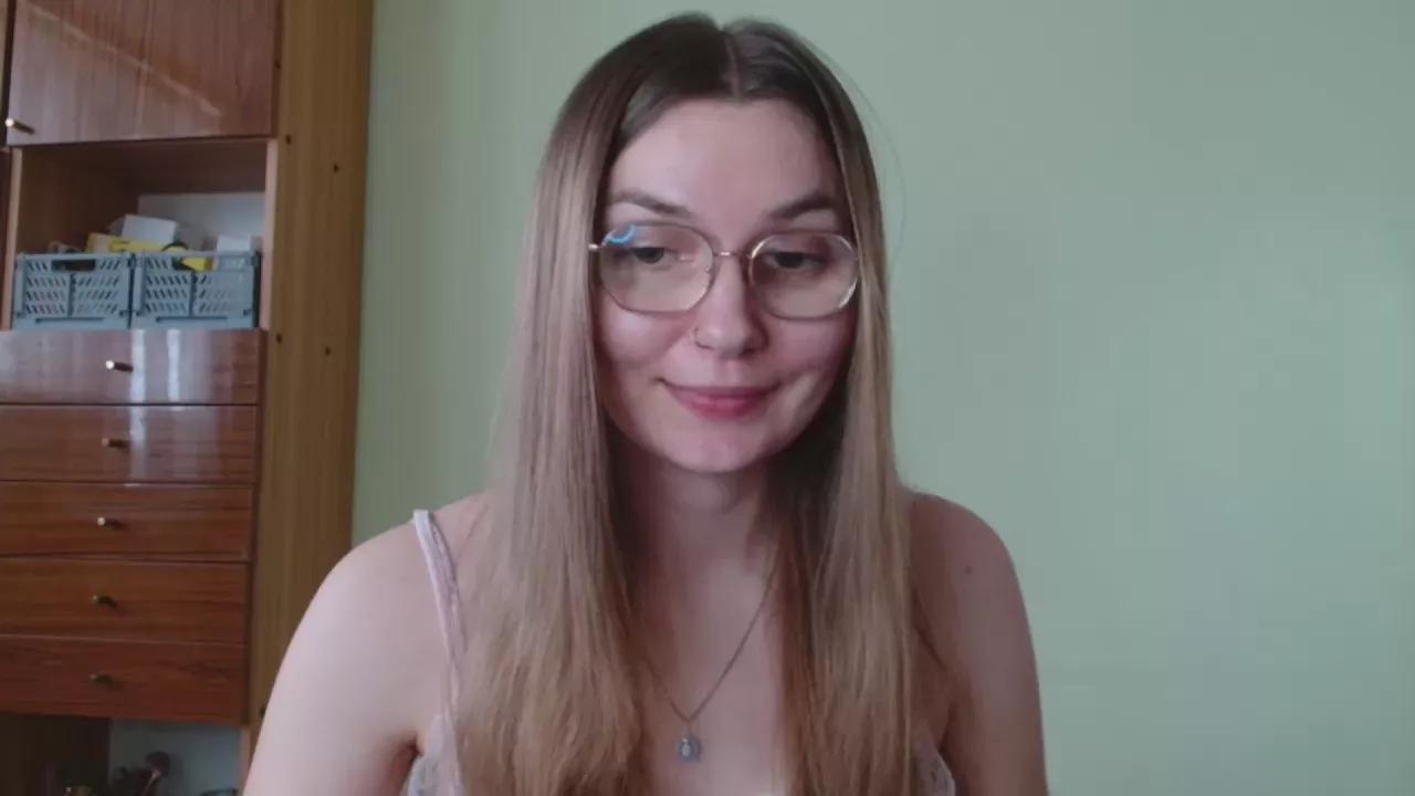 EllyHEARTx from Cam4