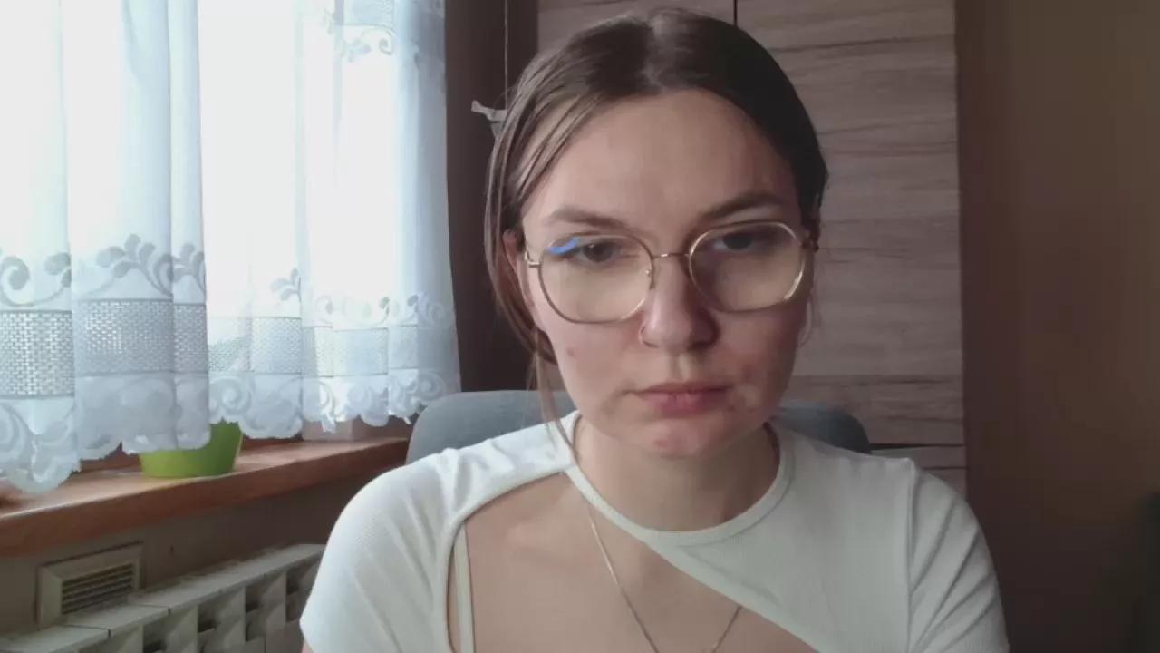 EllyHEARTx from Cam4