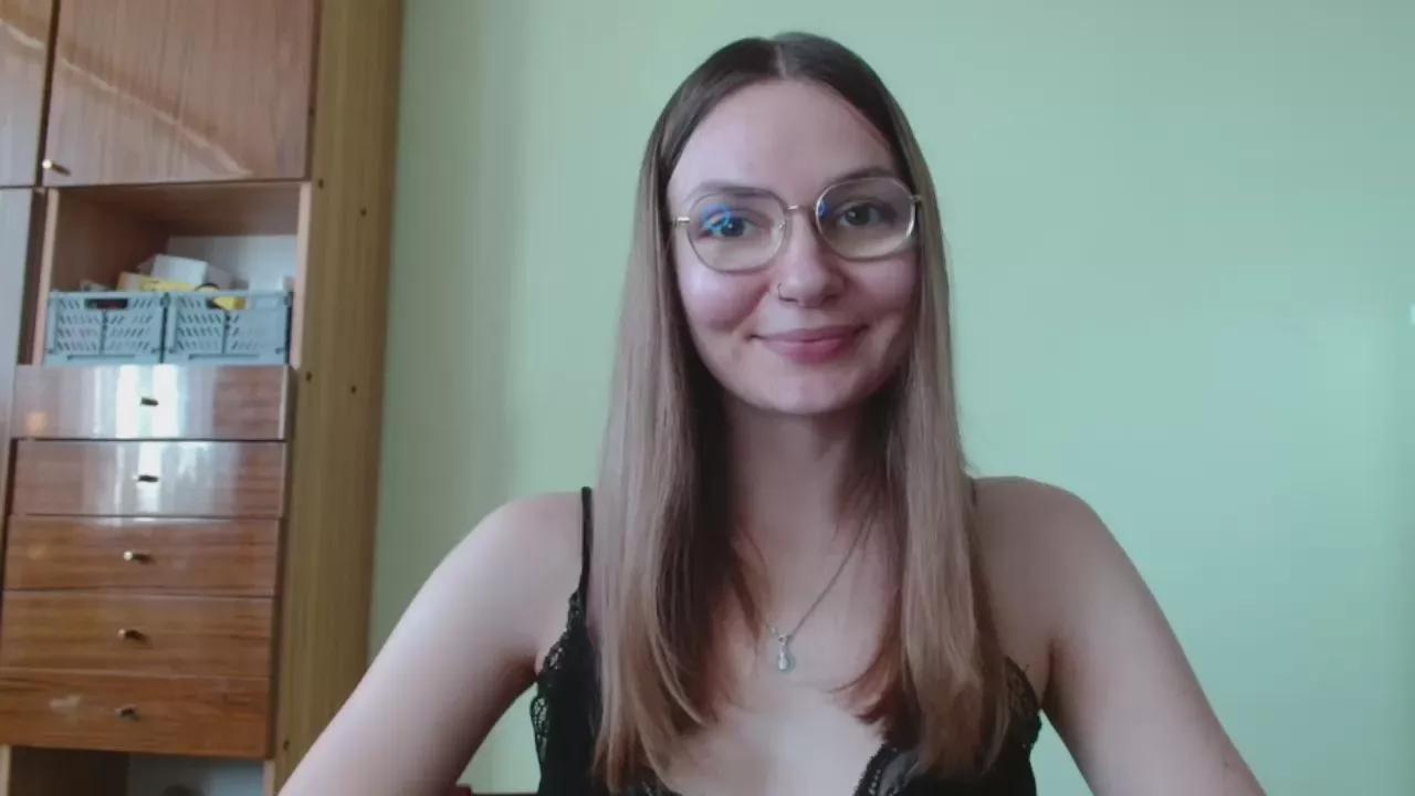 EllyHEARTx from Cam4