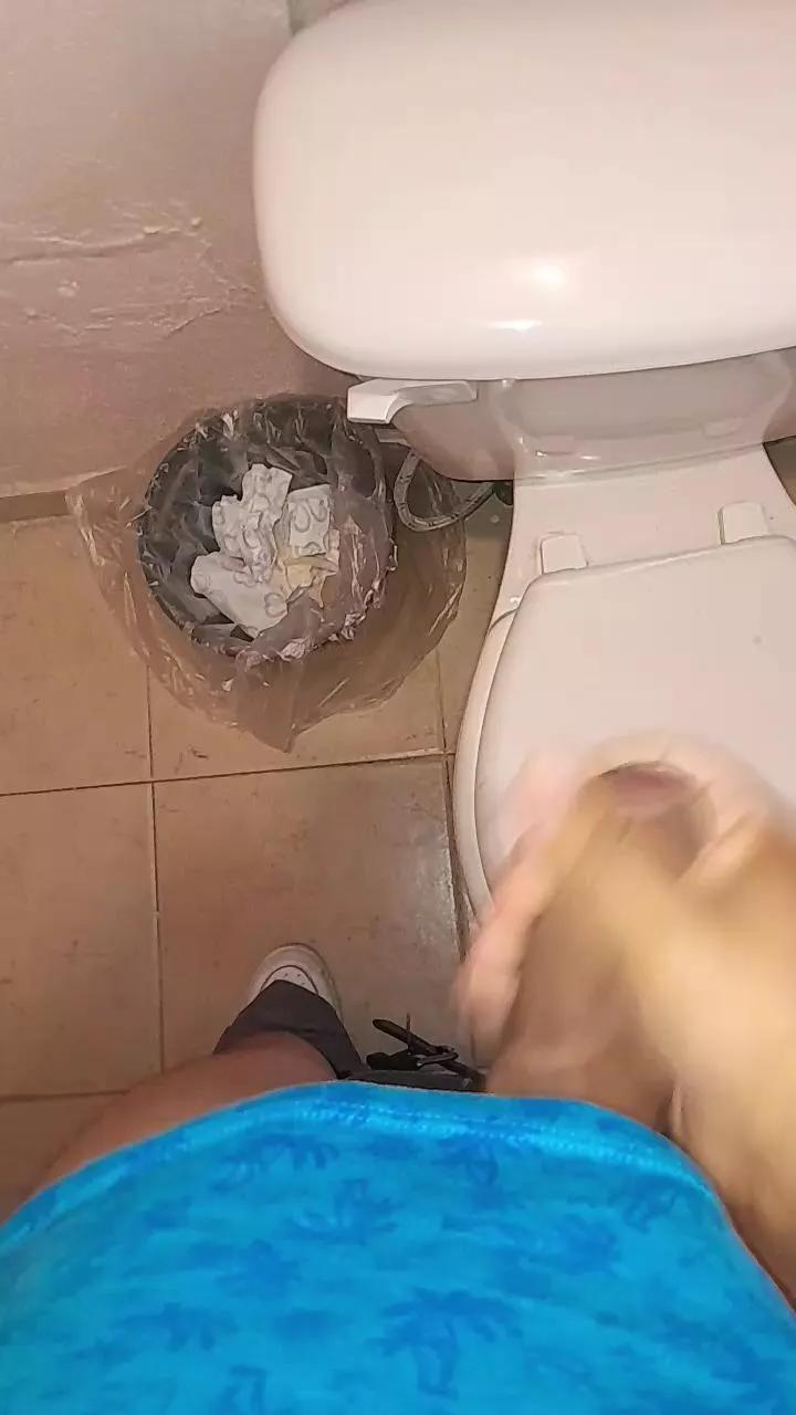 Elplayer25 from Cam4